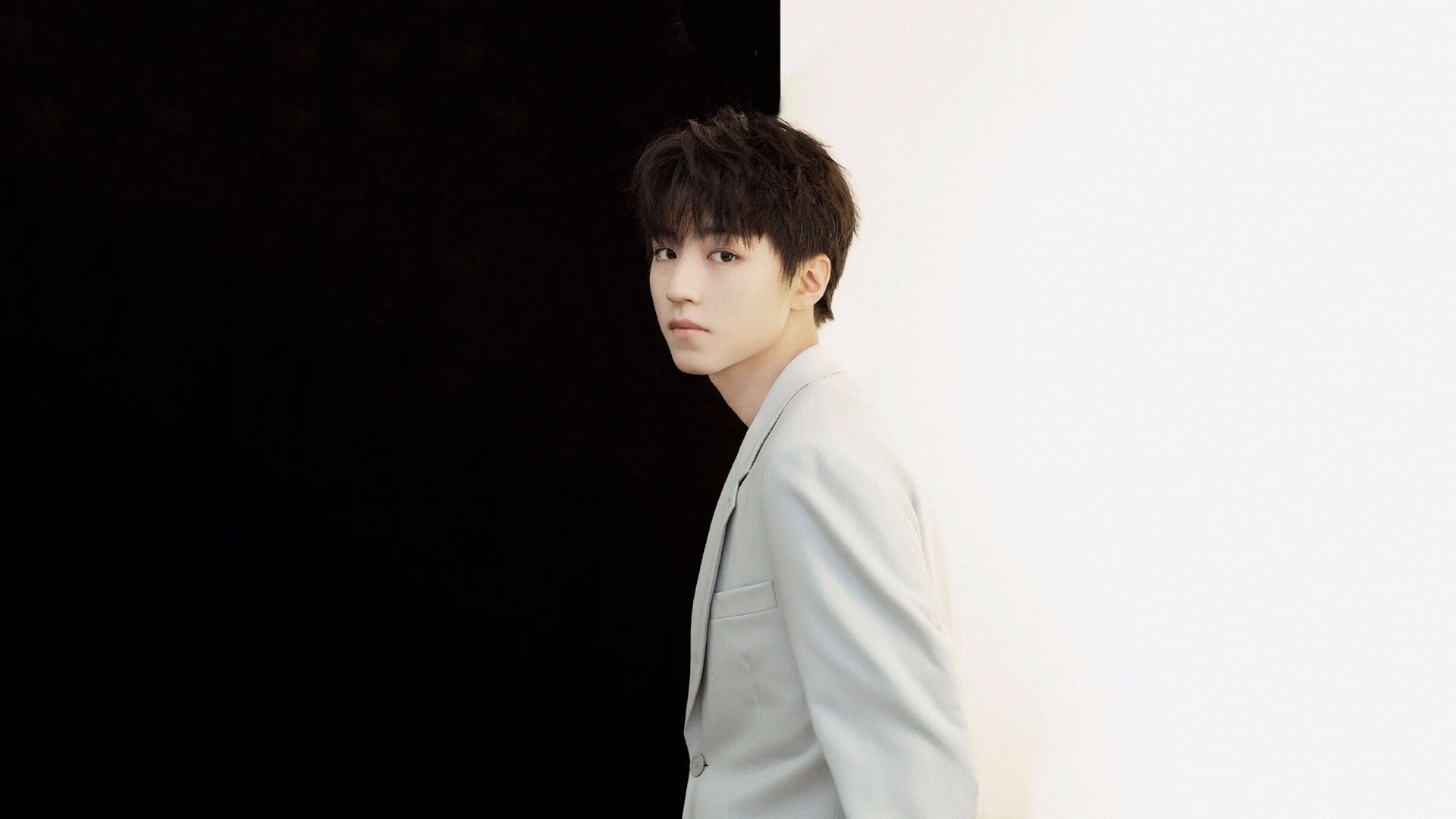 爱游戏体育（AYX）官方APP下载-库策冲线瞬间引爆全场欢呼，库兵是什么意思